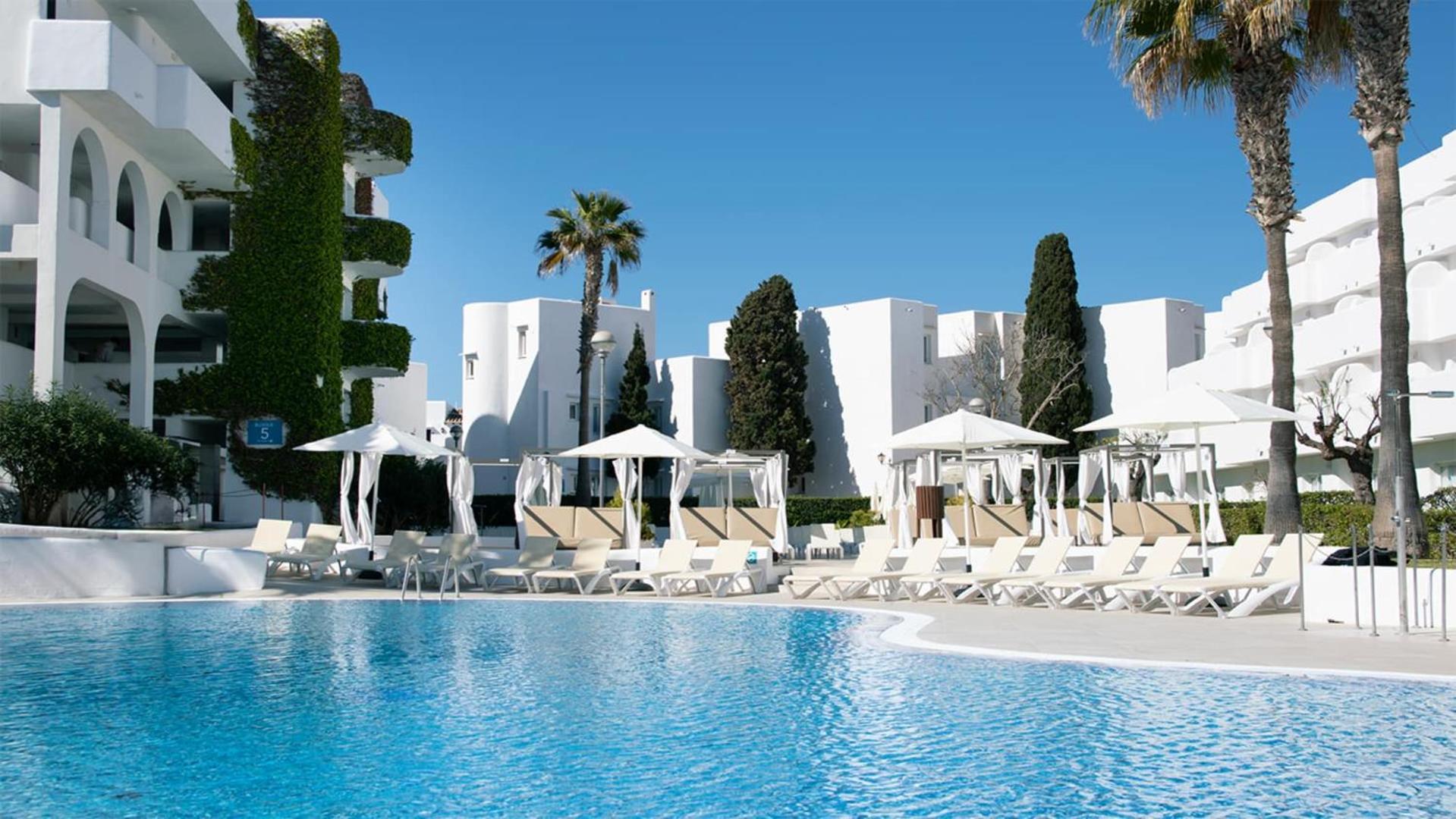 Aparthotel Bluesea Club Martha'S Cala D´Or Exterior foto